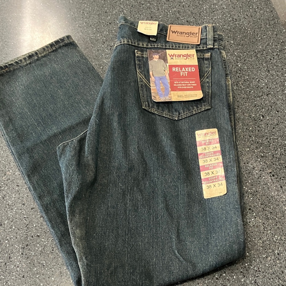 Wrangler Men's Relaxed Fit Jeans - Dark Blue